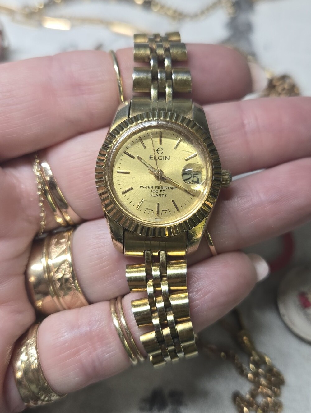 Vintage Elgin Gold Tone Ladies Watch - Gold